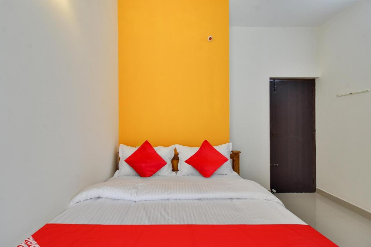 Hotel Oyo Flagship Ag Ashok Residency Madrás Exterior foto