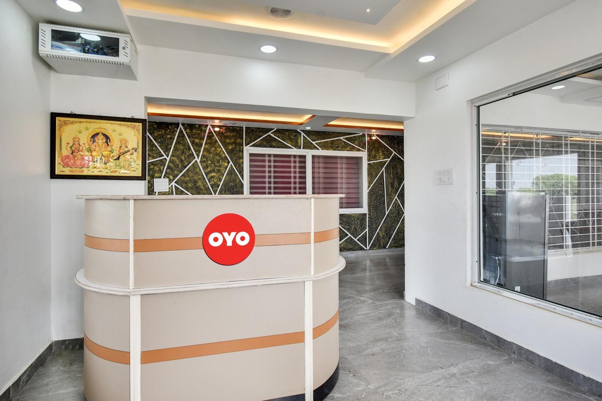 Hotel Oyo Flagship Ag Ashok Residency Madrás Exterior foto